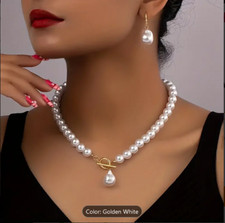 Ladies necklace earing for sale  ST. HELENS