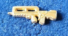 Rare pins famas d'occasion  Expédié en Belgium