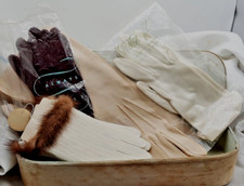 Pair vintage women for sale  Killeen