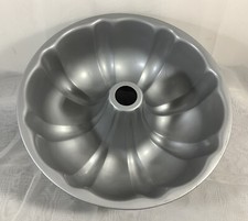 Bunt cake pan for sale  Hawthorne