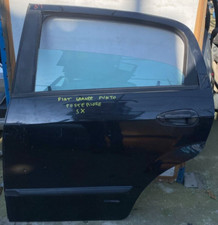 Portiera posteriore sinistra usato  Pomigliano d'Arco