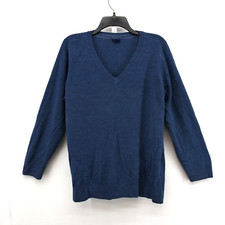 Basic editions sweater for sale  Riverview