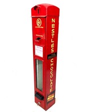 Publicidade antiga - Máquina de venda automática de parede chocolate Nestles - Funcionando comprar usado  Enviando para Brazil