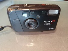 Fotocamera yashica zeiss usato  Alessandria