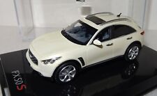 Norev INFINITI FX 50 S Moonlight White 1:43 PC und OVP comprar usado  Enviando para Brazil