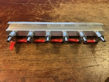 Coletor de gás MrBrew distribuidor de gás CO2 5/16” encaixe em barra divisor de cerveja 6 vias comprar usado Coletor de gás MrBrew distribuidor de gás CO2 5/16” encaixe em barra divisor de cerveja 6 vias comprar usado  Enviando para Brazil