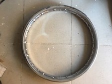 Suzuki gt750 cerchio usato  Italia