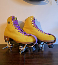 Patins Moxi Lolly amarelo abacaxi tamanho 6 serve para 7 - 7,5 pre-loved comprar usado Patins Moxi Lolly amarelo abacaxi tamanho 6 serve para 7 - 7,5 pre-loved comprar usado  Enviando para Brazil