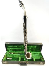 Clarinete alto Vito Reso-Tone com estojo comprar usado  Enviando para Brazil