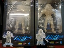 Hiya toys avp for sale Hiya toys avp for sale  CHERTSEY