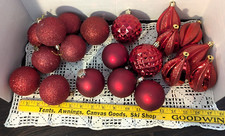 Lot of 20 Red Ball NoBreak Plastic Ornaments, Christmas, Traditional, 2.5" comprar usado  Enviando para Brazil