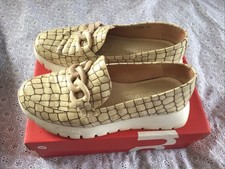 Wonders woman shoes for sale  DUNGANNON