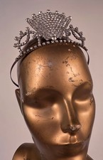 COROA DE TIARA VINTAGE 1950 CINTILANTE VENTILADOR DE STRASS NUNCA USADA comprar usado  Enviando para Brazil