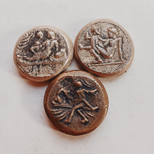 LOTE DE 3 MARAVILHOSAS MOEDAS RARAS ANTIGAS ROMANAS DE BORDEL DE ESPÍNTRIA FICHA DE ENTRADA CALÍGULA comprar usado  Enviando para Brazil