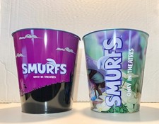 2 SMURFS lata de pipoca de metal 130 oz 8" de altura 2025 merch de cinema NOVO EM ESTOQUE comprar usado  Enviando para Brazil