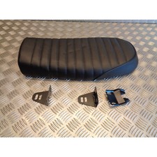 Selle noir universel d'occasion  Salernes