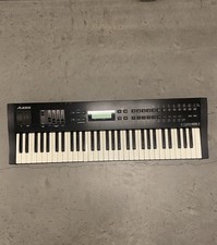 Alesis qs6.1 key for sale  Valley Village
