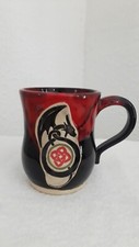 Caneca de grés gótica quatro nó celta e dragão vermelho preto envidraçado roda jogada , usado comprar usado  Enviando para Brazil