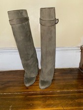 Pre owned good for sale  Far Rockaway