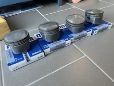 Set pistoni completi usato  Modena