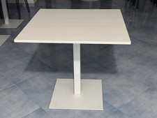 Tavolo 80x80 bianco usato  Minturno