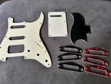 Assorted pick guards d'occasion  Expédié en Belgium