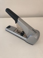 Cucitrice tavolo leitz usato  Montaione