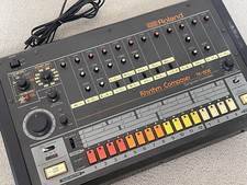 Roland 808 rhythm d'occasion  Expédié en Belgium