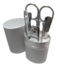 Manicure kit silver d'occasion  Expédié en Belgium