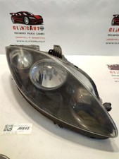 Faro anteriore destro usato  Italia