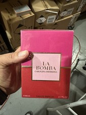 LA BOMBA EDP 80ml/2.7oz ACABADO DE LANÇAR NOVO 2025 LANÇAMENTO SNEAK PICO CH FEMME comprar usado  Enviando para Brazil