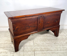 Antica piccola cassapanca usato Antica piccola cassapanca usato  Varallo Pombia