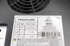 Mini refrigerador retrô Frigidaire refrigerador de beleza sem freezer preto 0,18 pés cúbicos  comprar usado  Enviando para Brazil