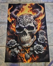 Teppich schwarzer totenkopf gebraucht kaufen  Glees, Wassenach, Wehr