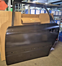 9006f2 left rear for sale  REDHILL