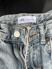 Jeans Zara feminino cintura alta perna larga lavagem leve azul desgastado TAMANHO 4 comprar usado  Enviando para Brazil