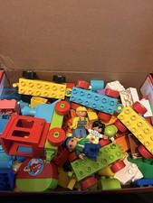 Usado, LEGO 1.5KG tijolos, peças e peças + 4 mini-figuras duplas pacote duplo usado comprar usado  Enviando para Brazil
