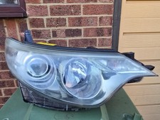 Headlight toyota estima for sale  BASILDON