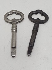 Usado, Par Vintage 3 Lados Ponta Triangular Máquina de Costura Chaves de Armário Singer Treadle - J comprar usado  Enviando para Brazil