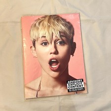 Programa de turnê Miley Cyrus 2014 Bangerz - Versão explícita, usado comprar usado  Enviando para Brazil