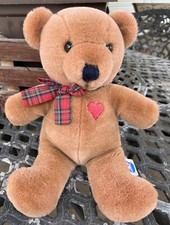 Pelúcia vintage 1983 Dakin Bear com arco tartan e adesivo de coração por Baby Things por Dakin comprar usado  Enviando para Brazil