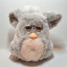 Furby 2005 gray d'occasion  Expédié en Belgium