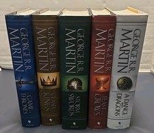 Usado, Set of 5 George R.R. Martin A Game of Thrones Series Hardcover Books Clash Kings comprar usado Usado, Set of 5 George R.R. Martin A Game of Thrones Series Hardcover Books Clash Kings comprar usado  Enviando para Brazil