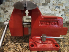 Wilton swivel bench for sale  Ramsey