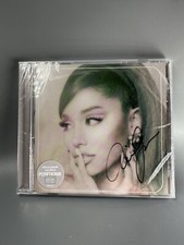 Usado, CD de posições assinadas Ariana Grande raro assinatura completa - lacrado comprar usado  Enviando para Brazil