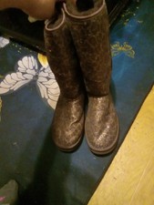 Ugg classic cheetah d'occasion  Expédié en Belgium
