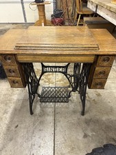 Singer sewing machine for sale  Mount Washington