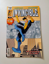 Invincible robert kirkman usato  Visone