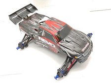 Traxxas revo 3.3 d'occasion  Expédié en Belgium