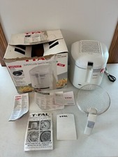 Freidora eléctrica T-Fal Maxi de seguridad súper limpia 2,2 lb antiadherente blanca F17 AM segunda mano  Embacar hacia Mexico